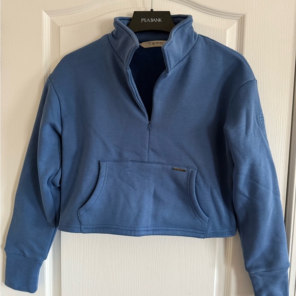 corio Tops - Stylish Blue Crop Top with Quarter-Zip